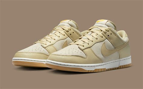 nike dunk tan suede